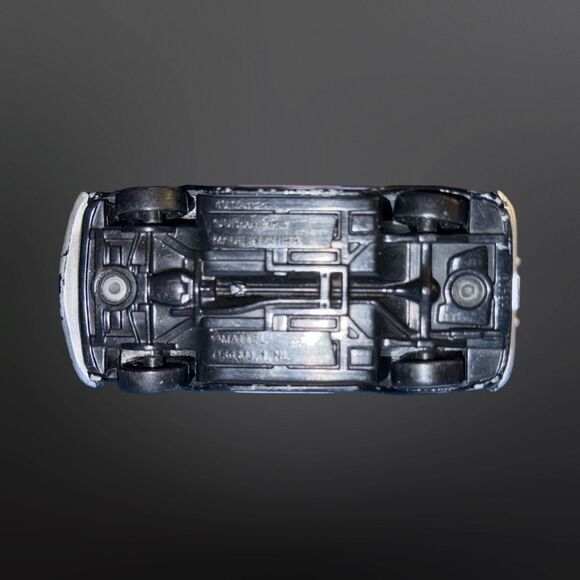 Disney Cars Radiator Springs Classic Sheriff Toy Diecast Car A17 - Picture 6 of 8